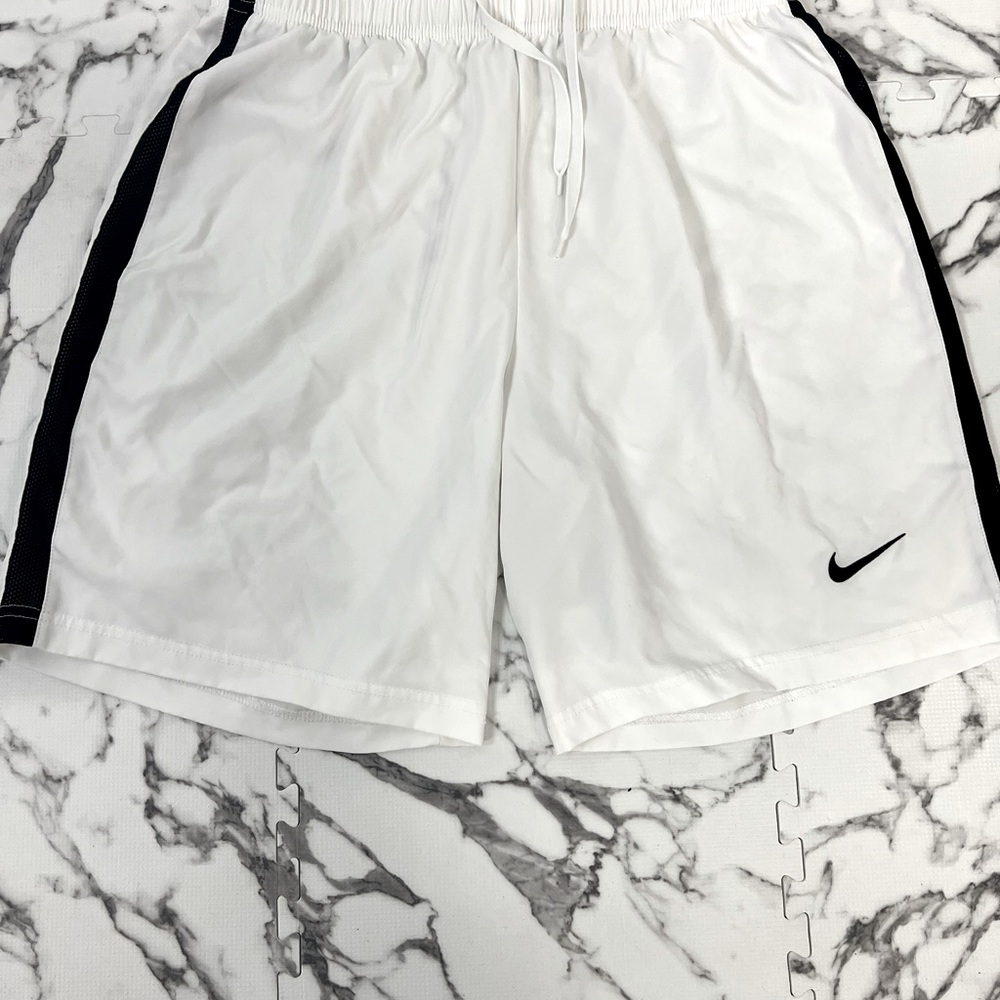 Nike BRAND NEW men’s dry fit shorts, multiple sizes